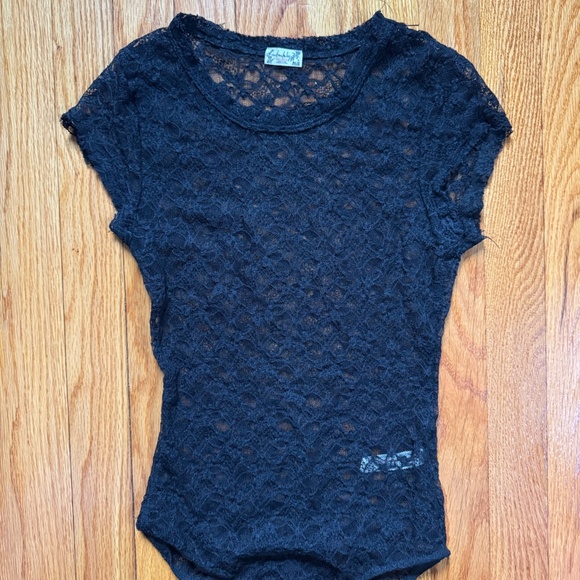 Free People black lace bodysuit short-sleeve women's size XS - Picture 2 of 5